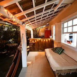 Domar & Suites 旅馆